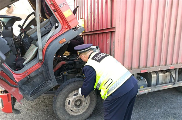 春节期间京沪分公司双线作战,全力做好高速保畅与代管工作