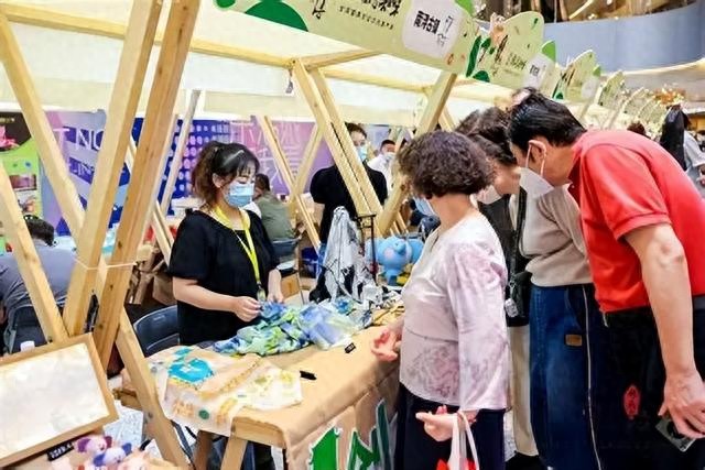 返乡快递停运?县城创业潮带火节后发货