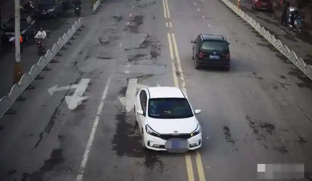 汽车增多违章频发，揭秘违章高发原因及举报背后的问题