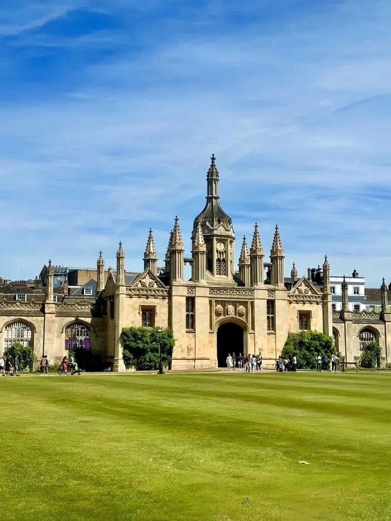 2025年全球学费最贵十大大学,美国院校占主导