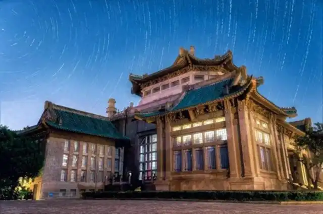 脆皮大学生急需自救！武汉大学体育课超有趣，快来动起来