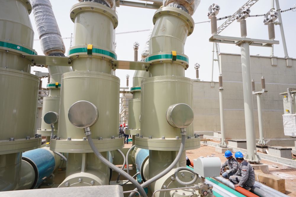 习近平总书记多次考察冬奥会场馆建设,提出办奥理念