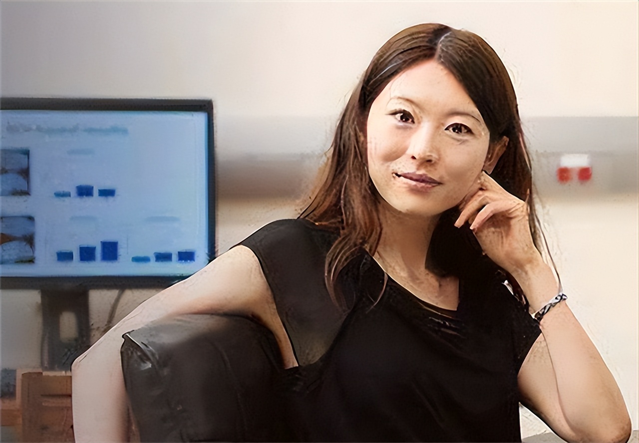 高考满分考入清华的何碧玉与山东男孩，为何选择不同的道路？